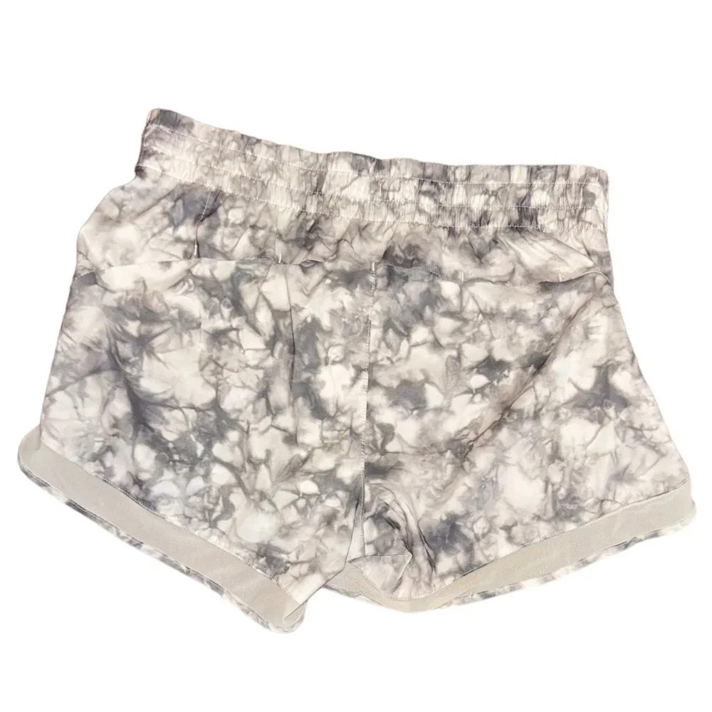 Women's‎ Athleta Racer Run Printed Mesh Tie Dye Shorts White/Grey Size Small